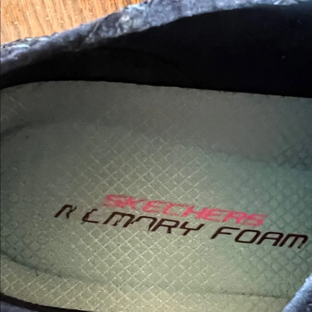 Skechers Women’s New Navy Knit Sneakers - Picture 5 of 7
